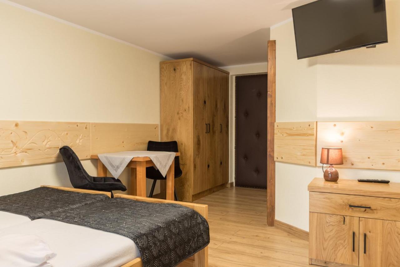 Lesny Dwor Bed & Breakfast Murzasichle Dış mekan fotoğraf